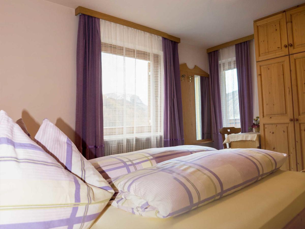 Hotel Alpenfriede Graun im Vinschgau Exterior foto