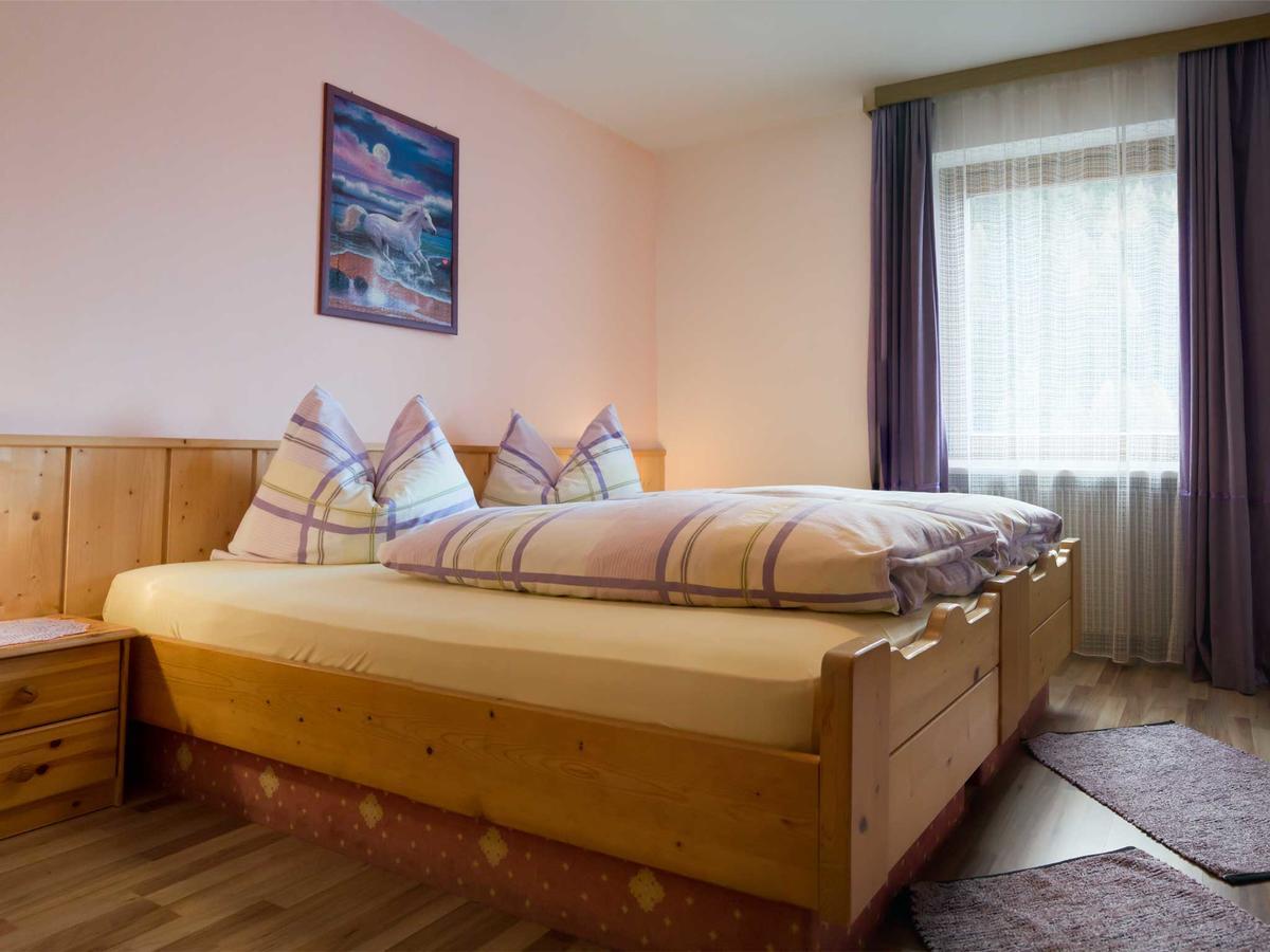 Hotel Alpenfriede Graun im Vinschgau Exterior foto